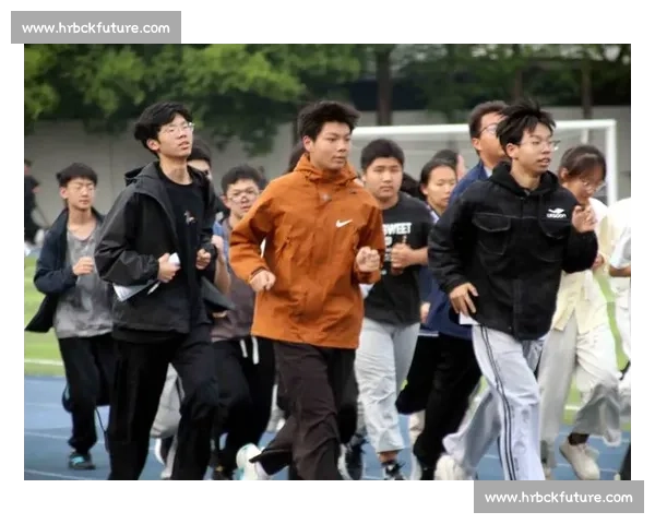 提升长跑耐力的科学训练方法与持久体能优化策略 提升长跑耐力的科学训练方法与持久体能优化策略